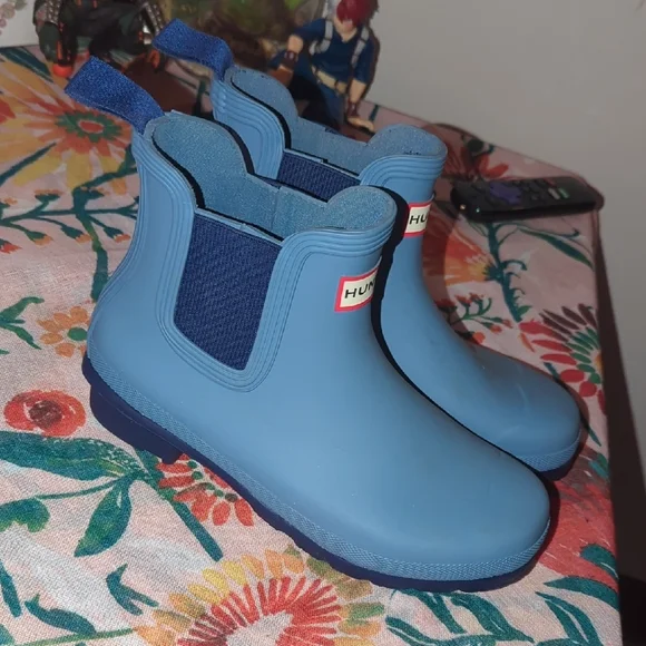 Hunter Size 7 Periwinkle/Navy Ankle Rain Boots / Deck Boots (Fishing) 🐟⚓ - Picture 2 of 6
